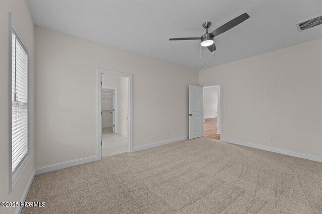 Building Photo - 4504 Laurel Rdg Dr