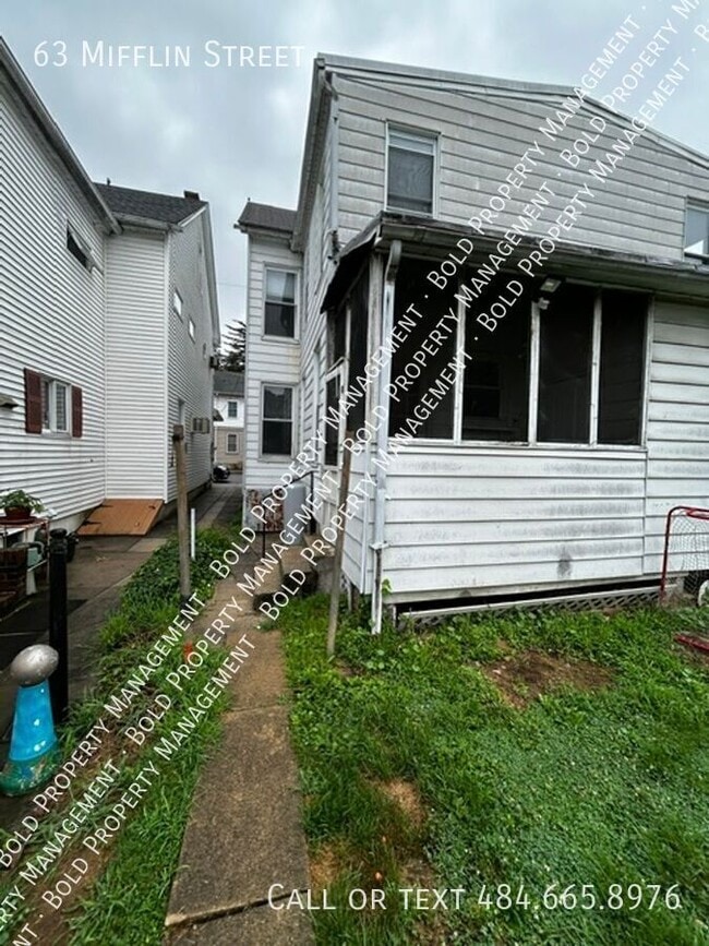 Building Photo - 63 Mifflin St