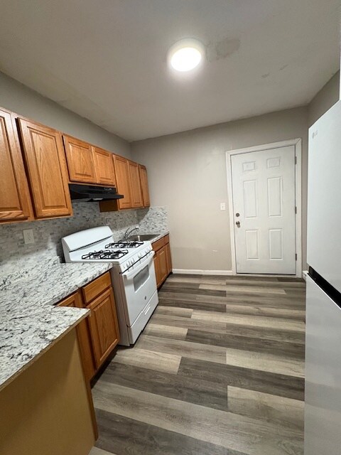 Building Photo - 89 Waterville St