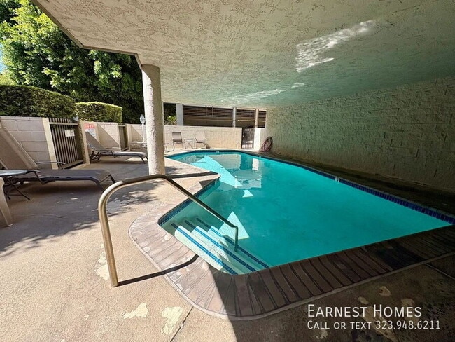 Building Photo - 8740 Tuscany Ave