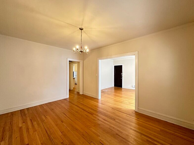 Building Photo - 1030 Dempster St