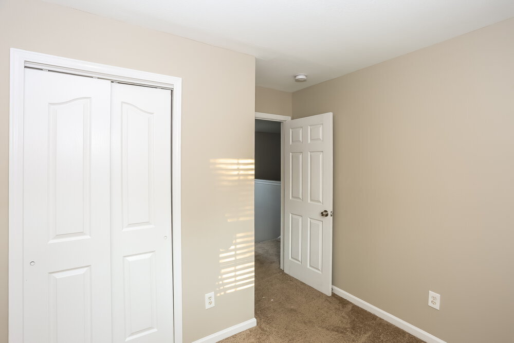 Building Photo - 6728 Commack Dr