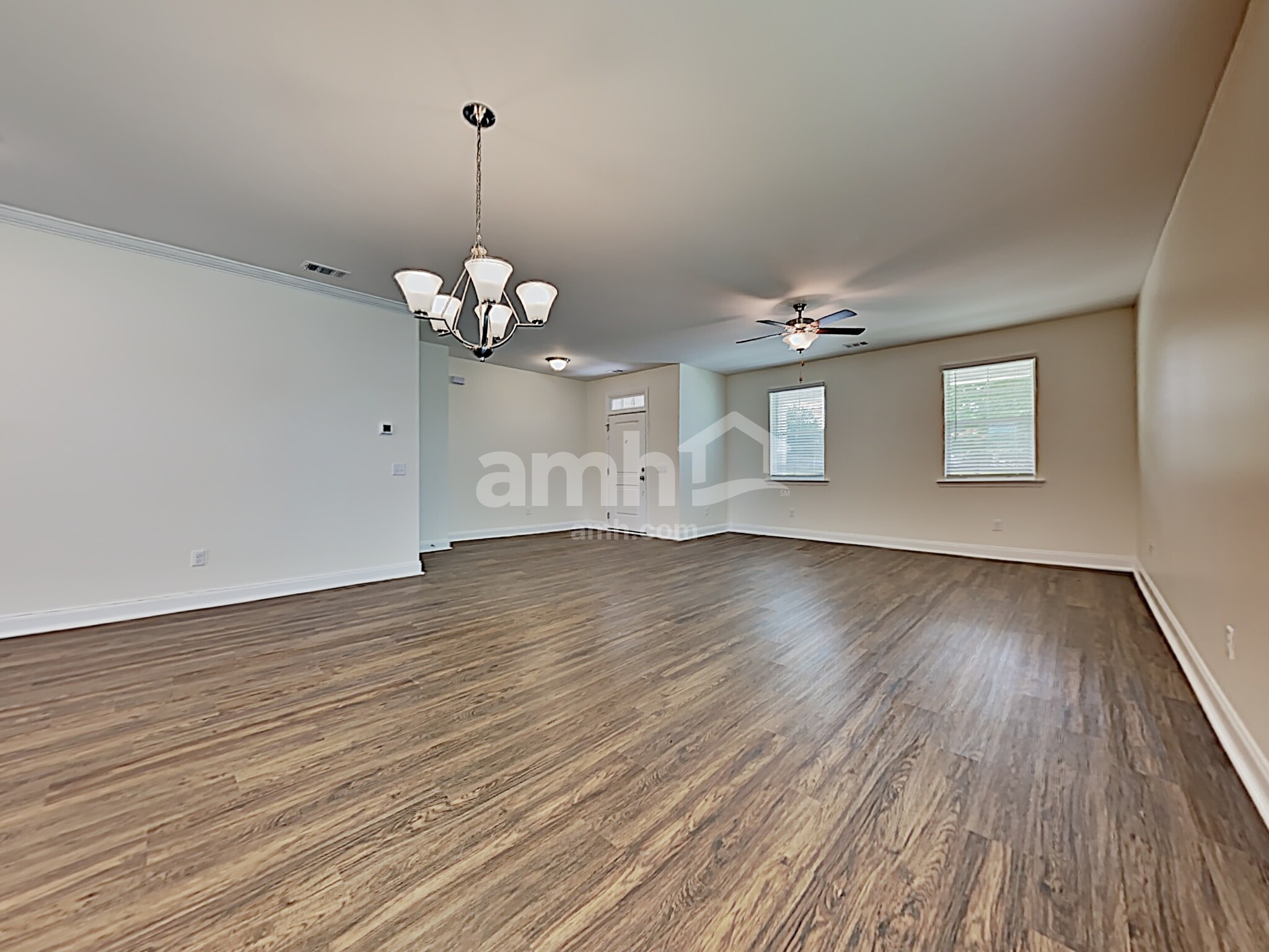 Building Photo - 106 Parkside Blvd