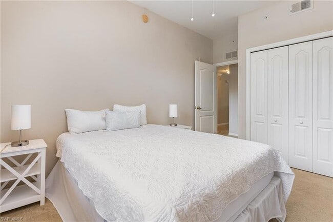 Building Photo - 8470 Kingbird Loop