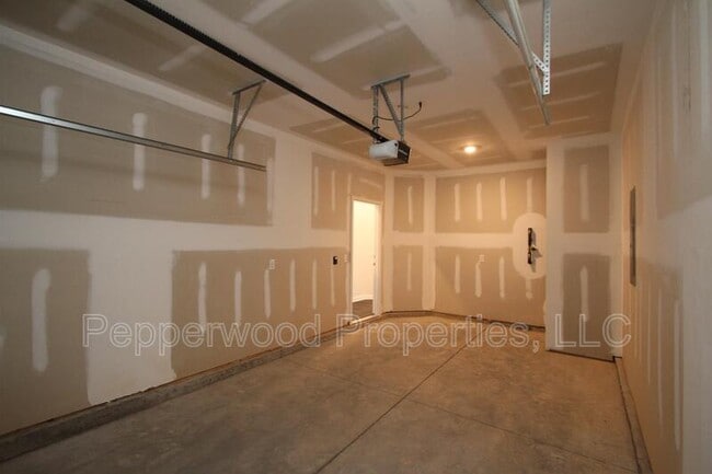 Building Photo - 1317 Wunder Way