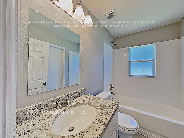 Building Photo - 831 Summer Glen Dr