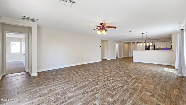 Building Photo - 25673 W Northern Lights Way