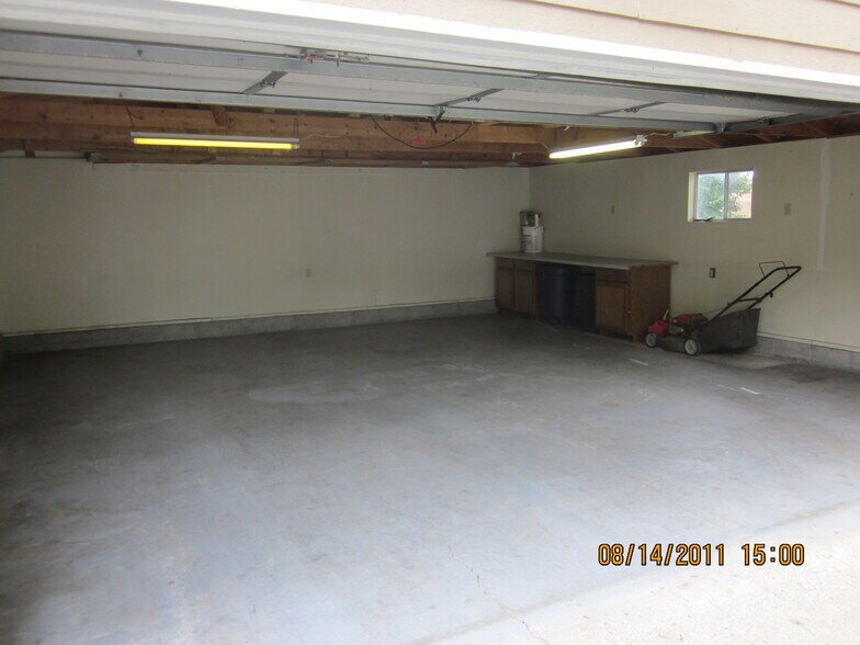Building Photo - 6156 Haverford Ave