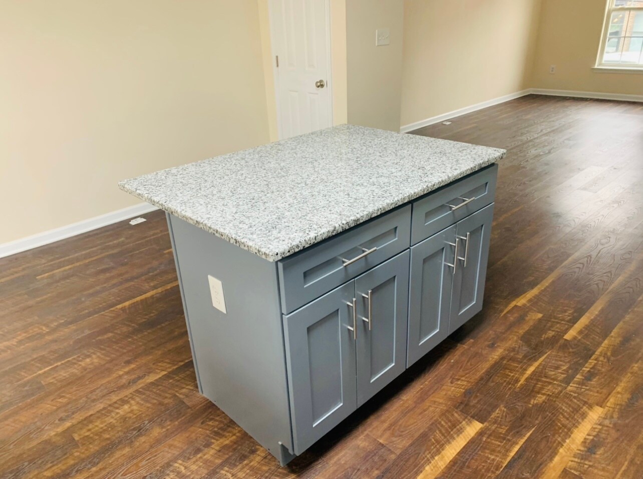 Kitchen 2 looking into Living Room - 2419 E York St