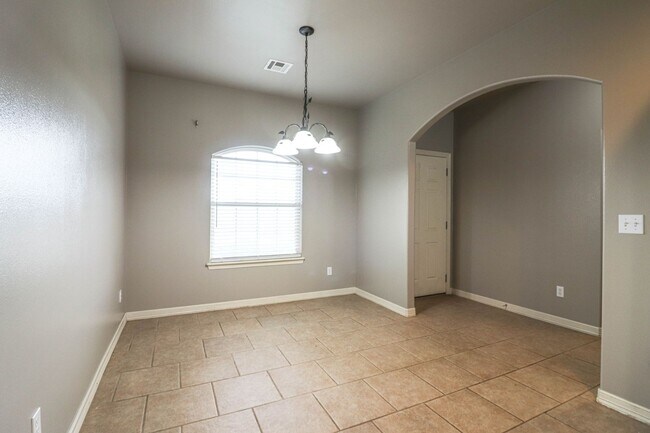 Building Photo - New vinyl plank in bedrooms, hall, new paint, new heat & air conditioning system 2025, large livi...