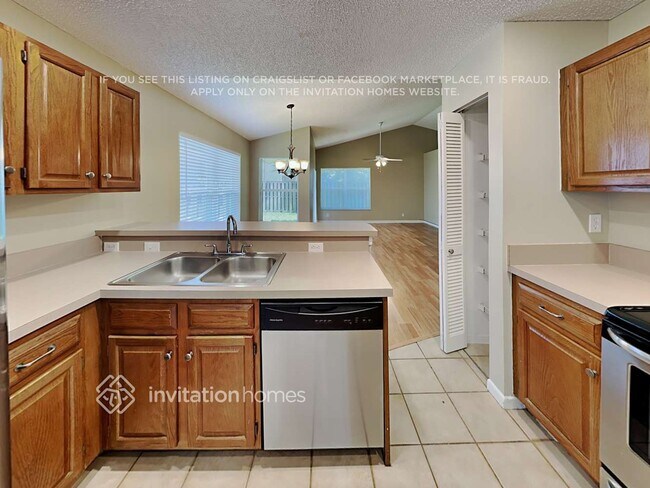 Building Photo - 2675 Arborwood Rd
