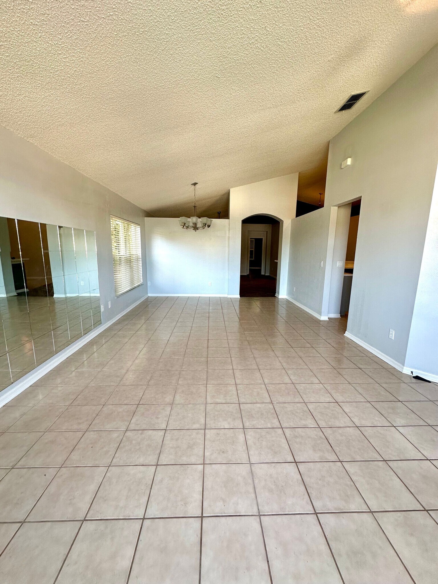 Building Photo - 10209 Rivers Trail Dr