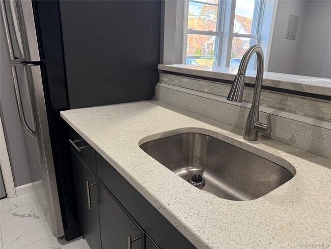 Building Photo - 114-60 226th St