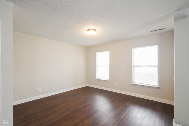 Building Photo - 12668 Courage Crossing