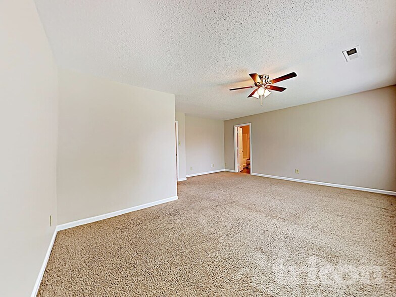 Building Photo - 8627 Panglemont Drive