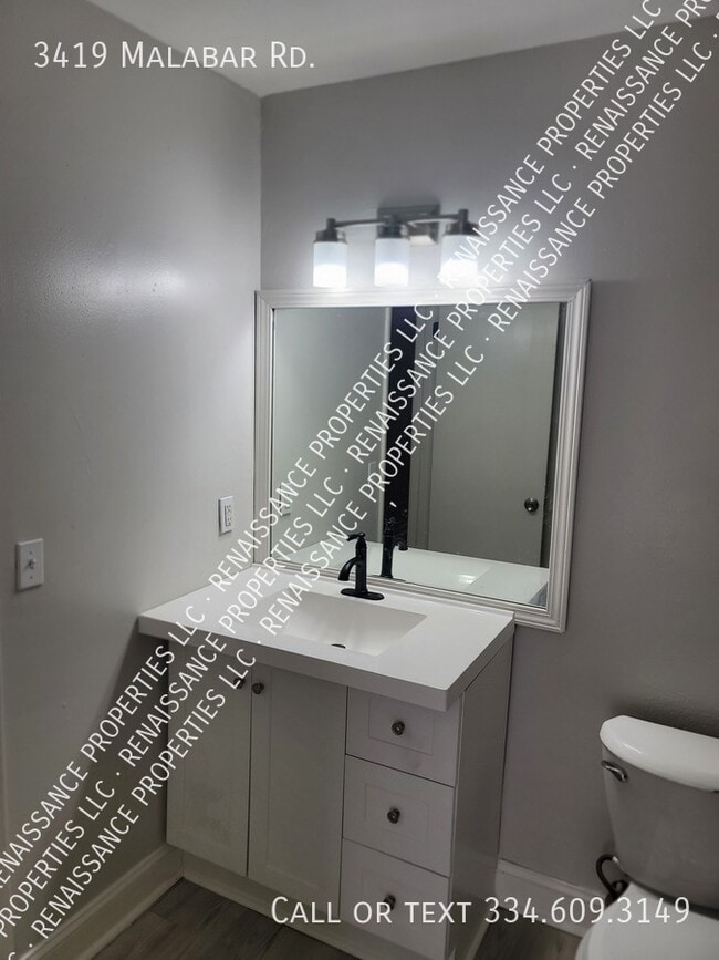 Building Photo - 3419 Malabar Rd