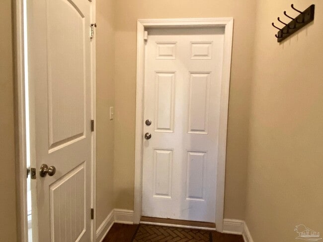 Building Photo - 8746 Bradfield Dr