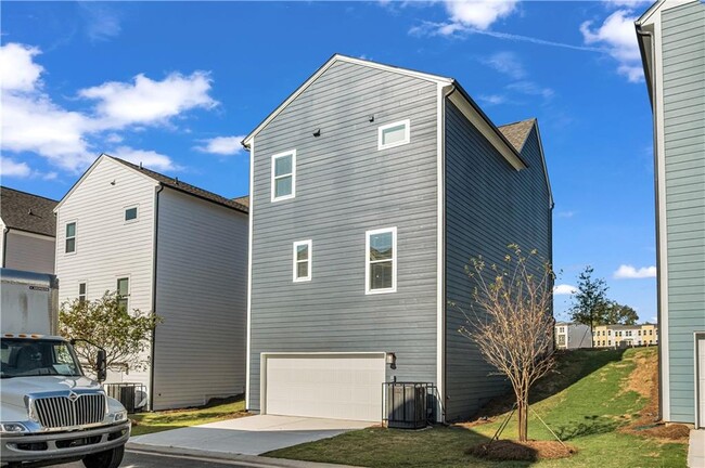 Building Photo - 2713 Crk Vw Ter NW