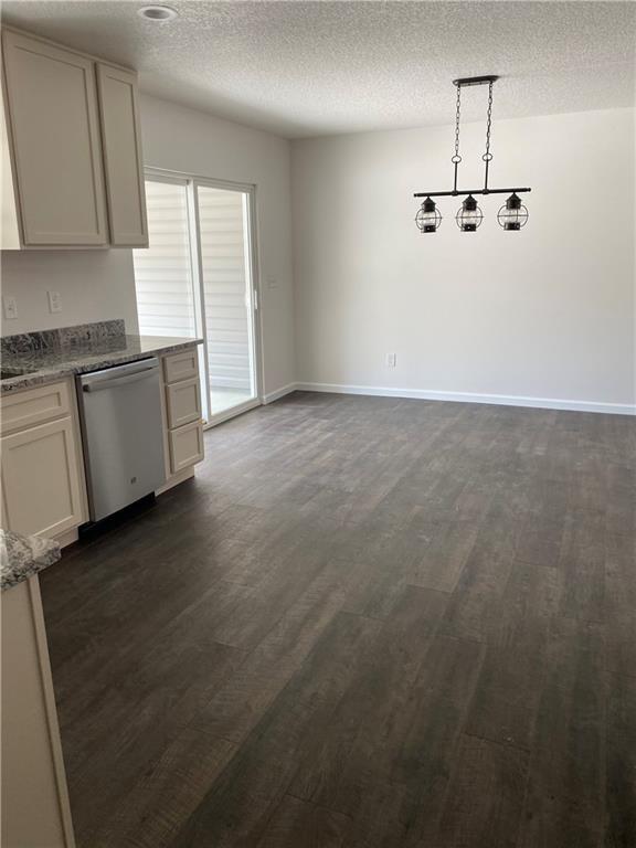 Building Photo - 1998 Raleigh Rd