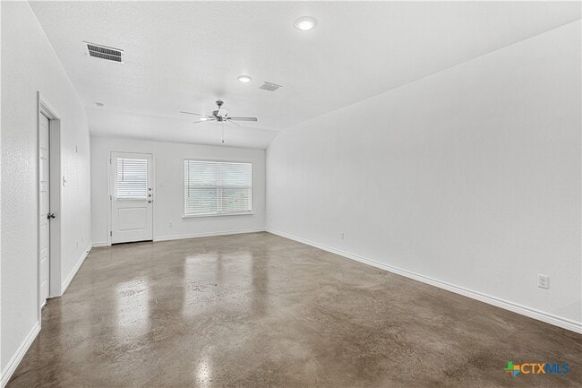 Building Photo - 1214 Concord Dr