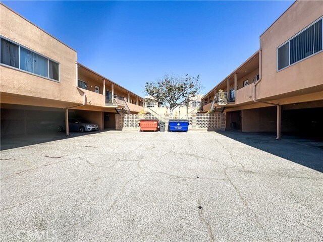 Building Photo - 21024 Reynolds Dr
