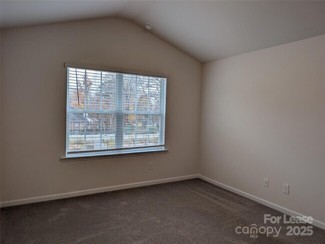 Building Photo - 9043 Lowfalls Ln