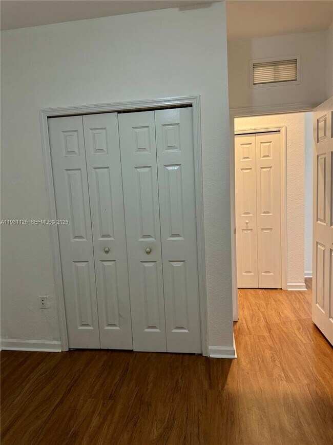 Building Photo - 11401 NW 89th St