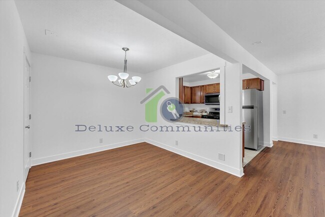 Building Photo - 3 Bedroom 1 Bathroom Apartment in ALTO!!