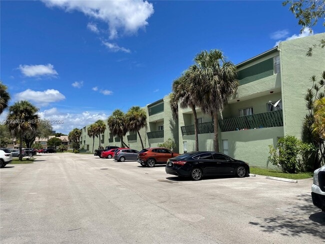 Building Photo - 8911 NW 28th Dr