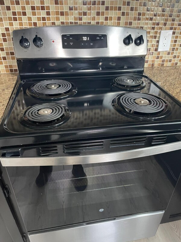 Building Photo - 4502 Waterloo Dr