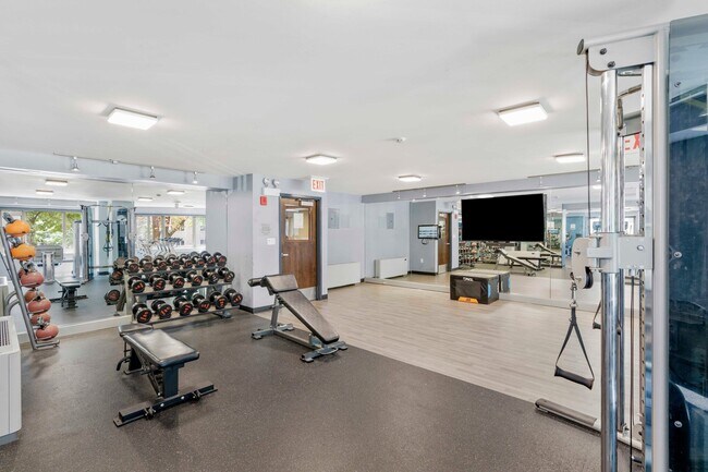 Building Photo - 1360 N Lake Shore Dr