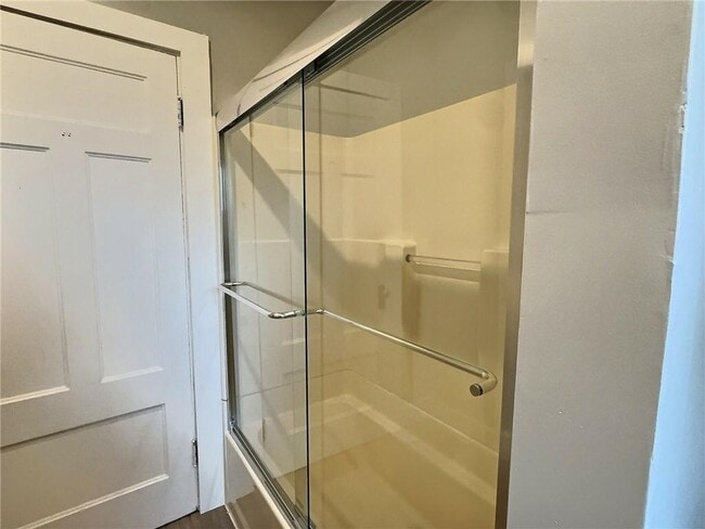 Building Photo - 350 Augustine St