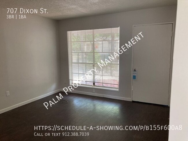 Building Photo - 707 Dixon St