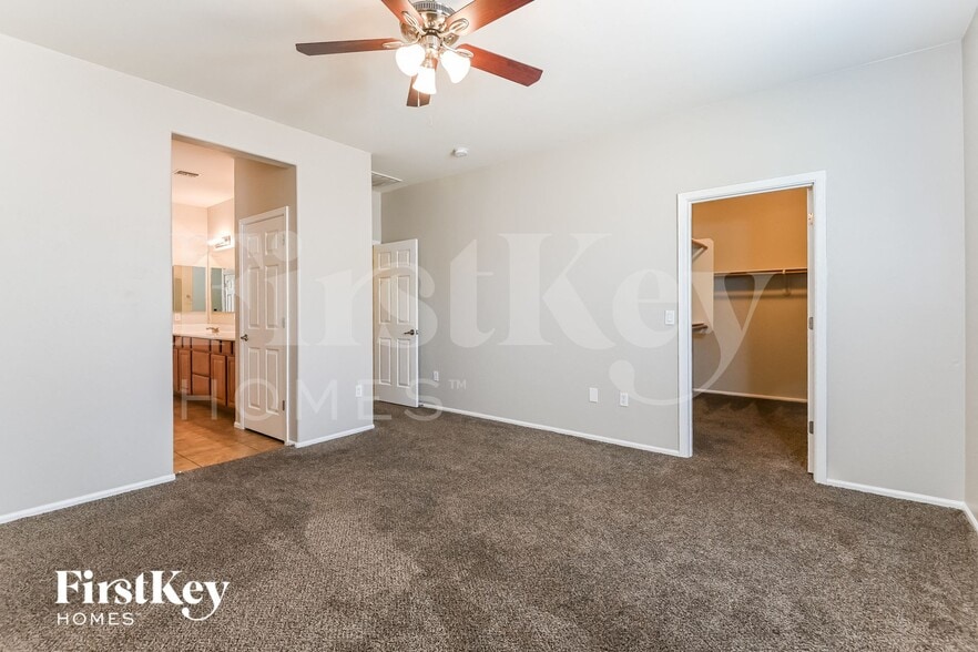 Building Photo - 3246 S Lakeside Ridge Loop