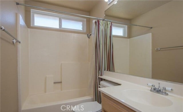 Building Photo - 24915 Via Sonoma