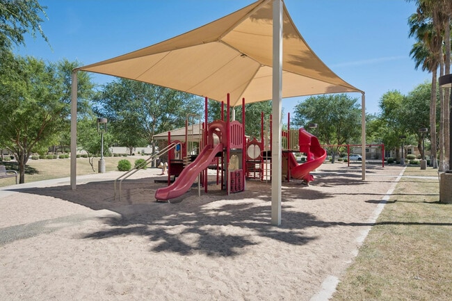 Building Photo - 1319 S Sabino Dr