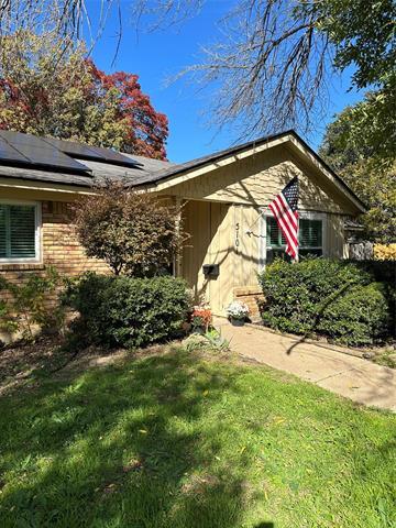Building Photo - 5101 Loch Lomond Dr
