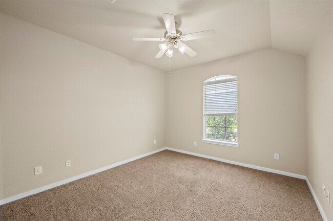 Building Photo - 10907 Lombardia Ct