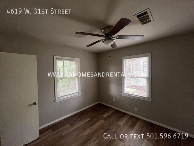 Building Photo - 4619 W 31st St