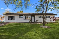 Building Photo - Beautiful brand new 4 bed 2 bath for Rent ...