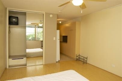 Building Photo - Sunny Studio in Waikiki — Utilities Included, Steps to Everything!