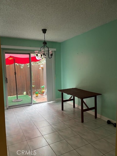 Building Photo - 1304 Elm Ave