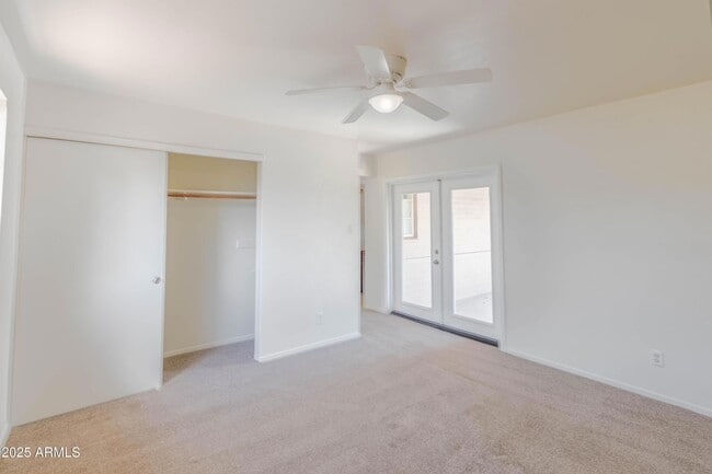 Building Photo - 7013 E Loma Land Dr