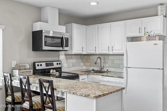 Building Photo - 3625 Reagan Ave NW