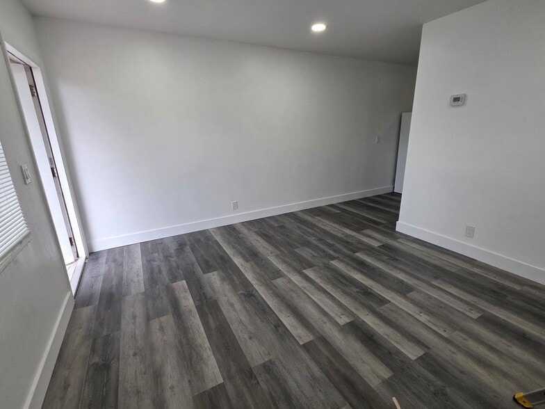 Building Photo - 1021 Henrietta Ave