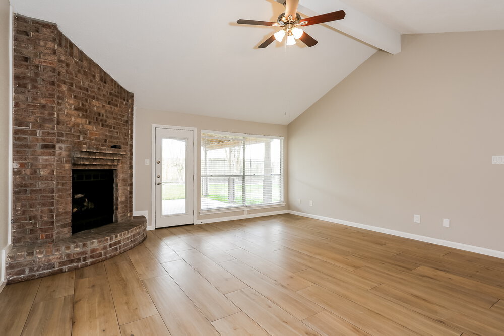 Building Photo - 2613 Orion Dr