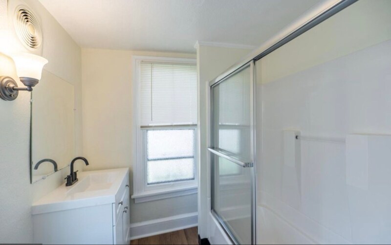 Building Photo - 151 Chestnut St