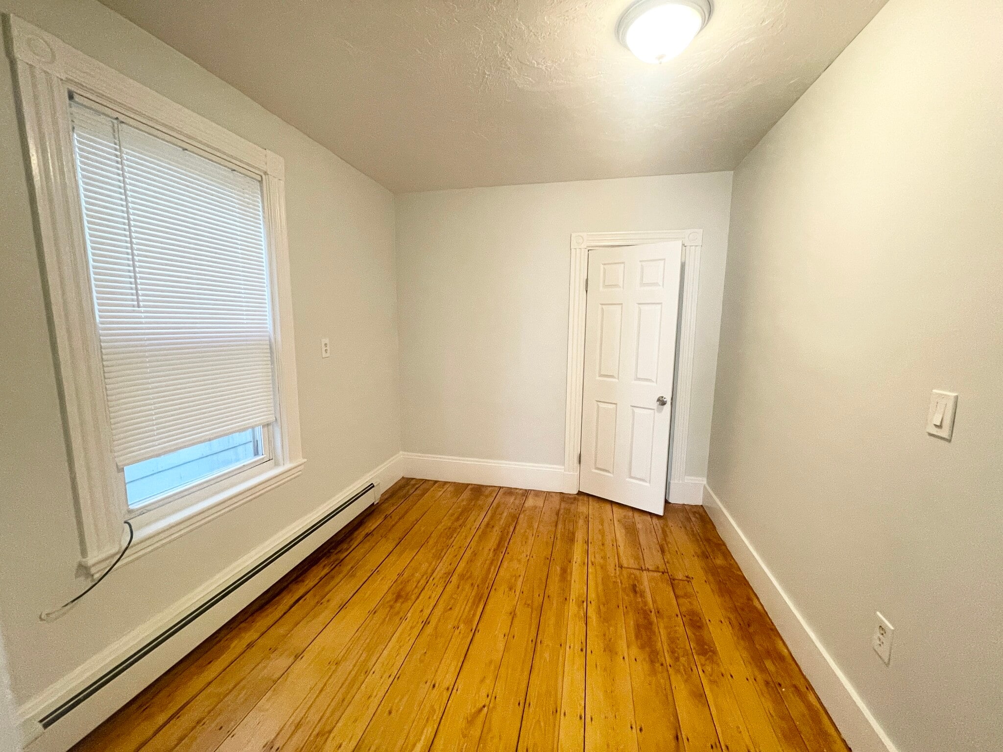 Building Photo - 22 Howell St