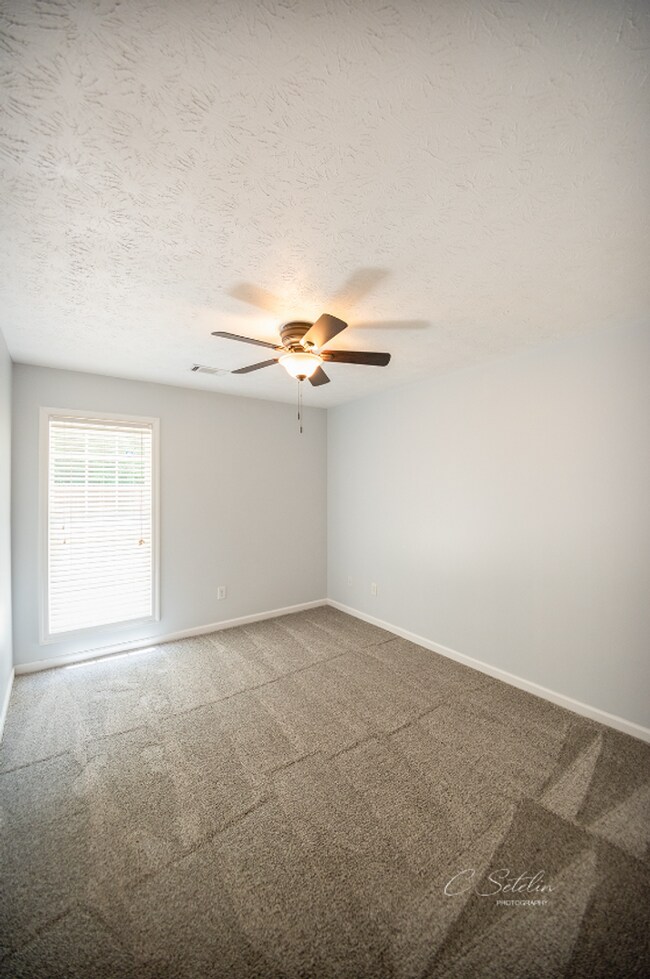 Building Photo - BEAUTIFUL HOME AVAILABLE FROM JULY