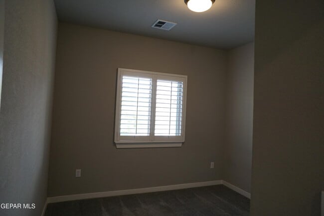 Building Photo - 217 Ilchester Wy